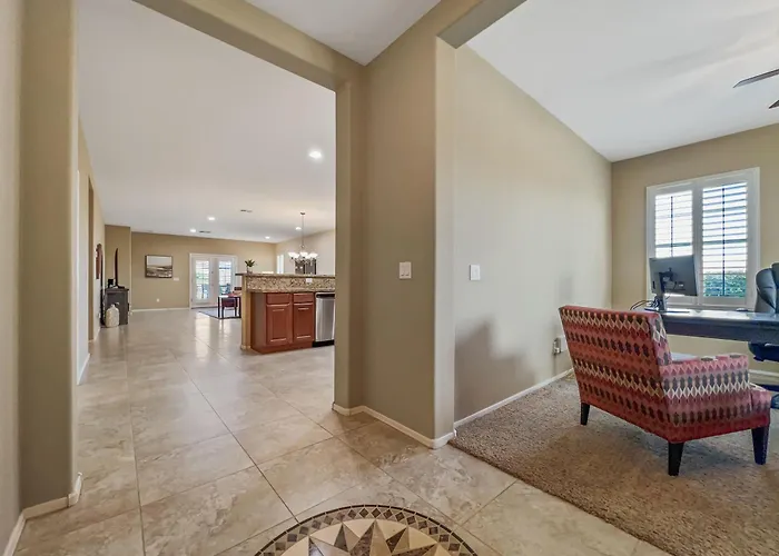 Isaiah Gilbert Holiday home Queen Creek